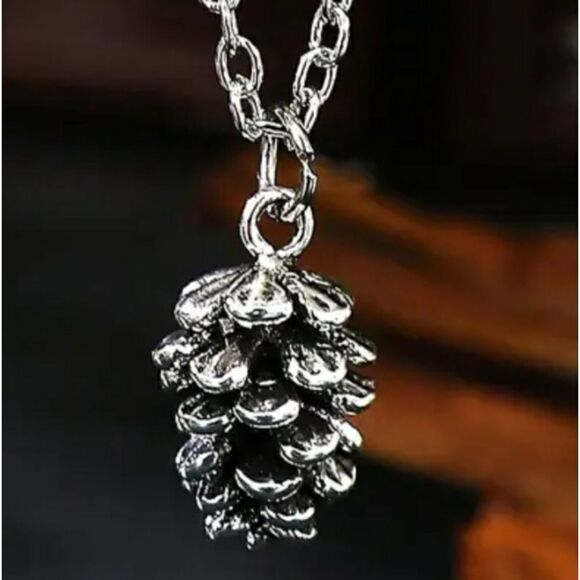 Elegant 14K Gold-Plated Pine Cone Pinecone Necklace - Silvertone - Picture 2 of 4